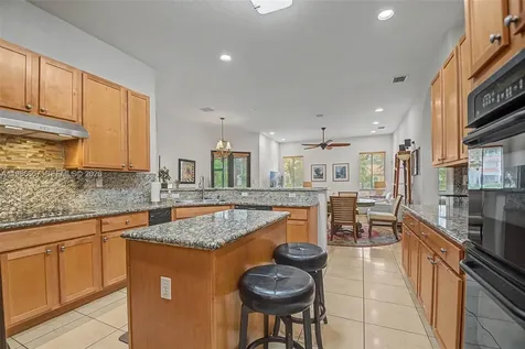 19528 SW 79th Place Cutler Bay FL 33157
