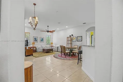 19528 SW 79th Place Cutler Bay FL 33157