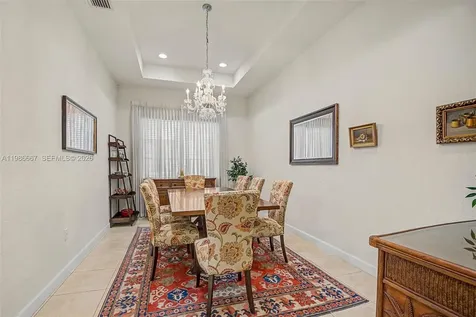19528 SW 79th Place Cutler Bay FL 33157
