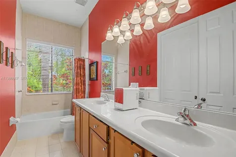 19528 SW 79th Place Cutler Bay FL 33157