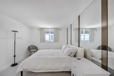 465 Ocean Drive Miami Beach FL 33139