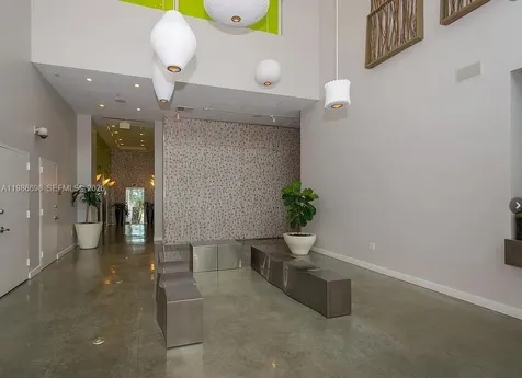 133 NE 2nd Avenue Miami FL 33132