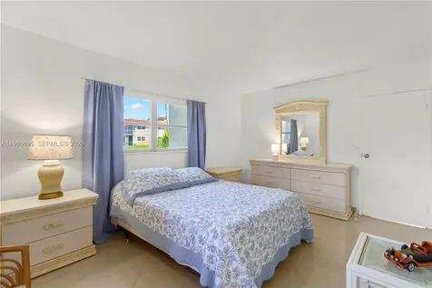 3 Abbey Lane Delray Beach FL 33446