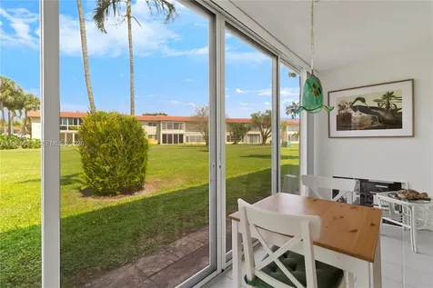 3 Abbey Lane Delray Beach FL 33446