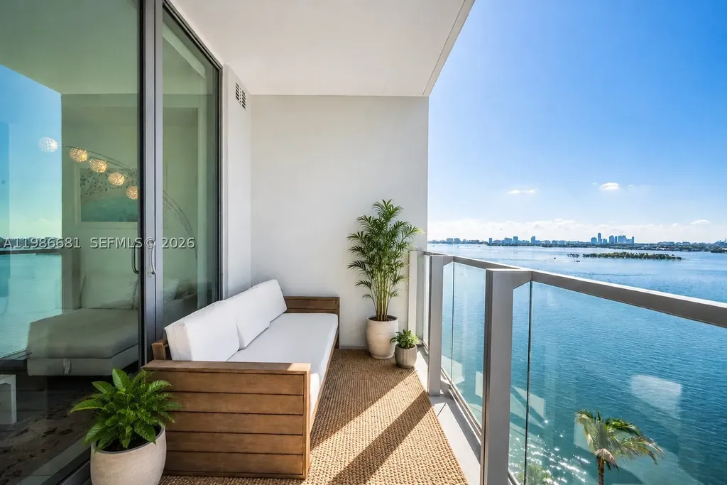 2900 NE 7th Avenue Miami FL 33137