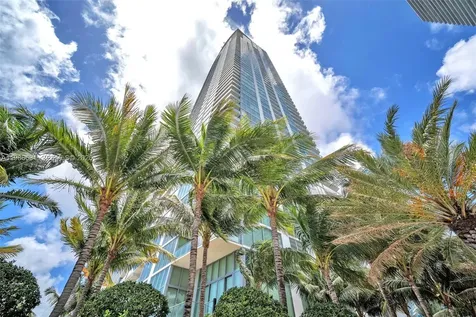 2900 NE 7th Avenue Miami FL 33137