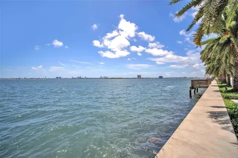 2900 NE 7th Avenue Miami FL 33137