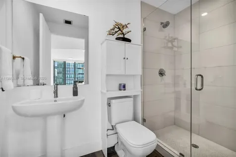 2900 NE 7th Avenue Miami FL 33137
