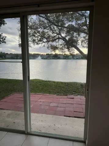 2470 SE 15th Place Homestead FL 33035