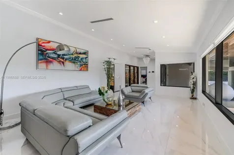 13801 SW 34th Street Miami FL 33175