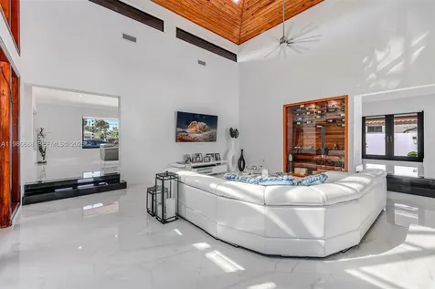 13801 SW 34th Street Miami FL 33175