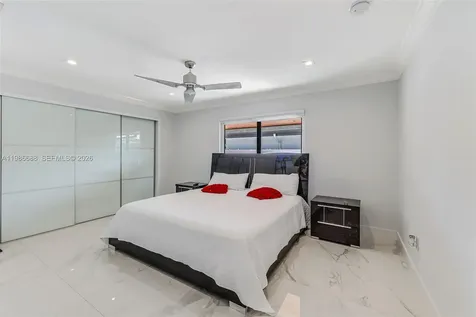 13801 SW 34th Street Miami FL 33175