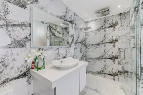 13801 SW 34th Street Miami FL 33175