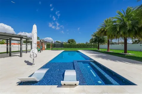 13801 SW 34th Street Miami FL 33175