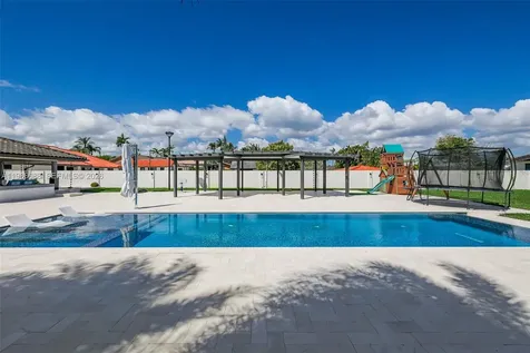 13801 SW 34th Street Miami FL 33175