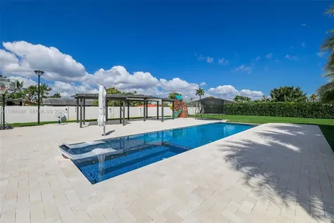 13801 SW 34th Street Miami FL 33175