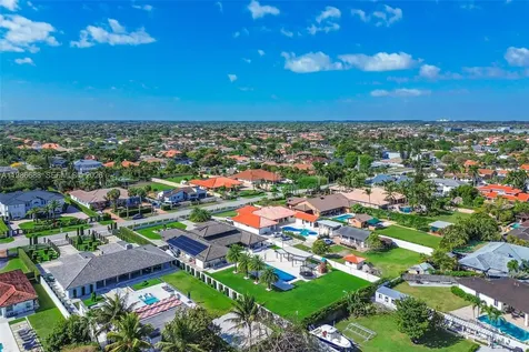 13801 SW 34th Street Miami FL 33175