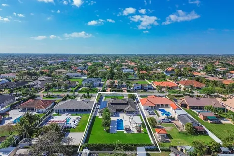 13801 SW 34th Street Miami FL 33175