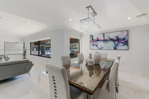 13801 SW 34th Street Miami FL 33175