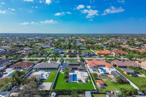 13801 SW 34th Street Miami FL 33175