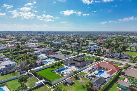 13801 SW 34th Street Miami FL 33175