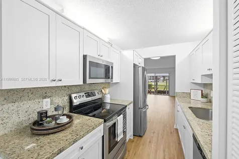 1401 SW 128th Terrace Pembroke Pines FL 33027