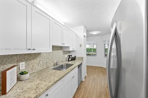 1401 SW 128th Terrace Pembroke Pines FL 33027