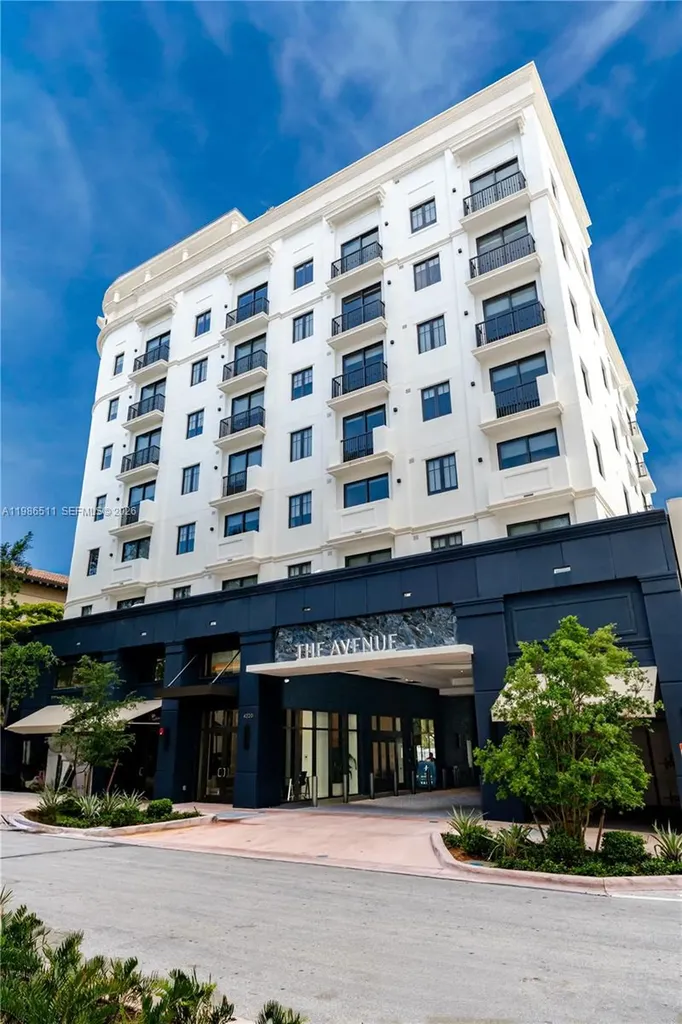 4220 Laguna Street #703 Coral Gables FL 33146