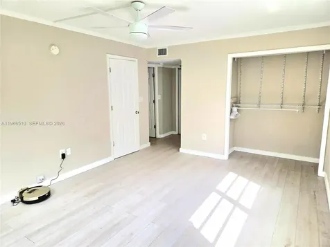 1700 NE 191st Street Miami FL 33179
