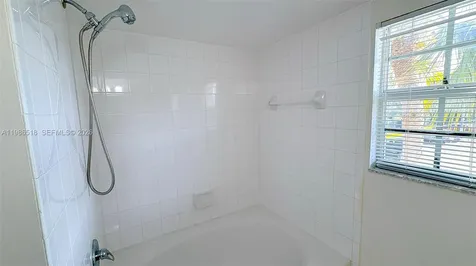 677 SW 111th Avenue Pembroke Pines FL 33025