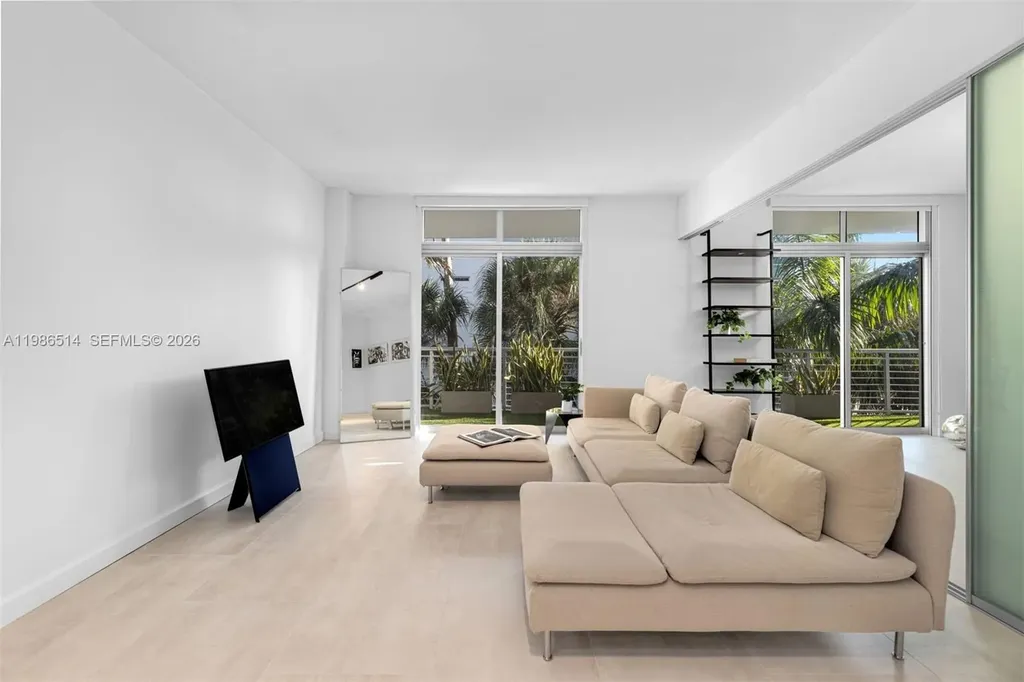 2001 Meridian Avenue Miami Beach FL 33139