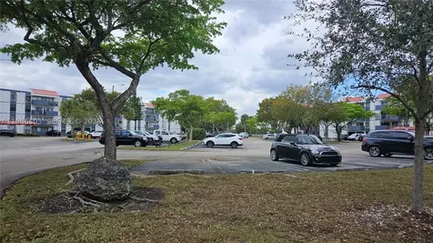 5800 SW 127th Avenue Miami FL 33183