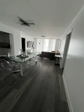 18071 Biscayne Boulevard Aventura FL 33160