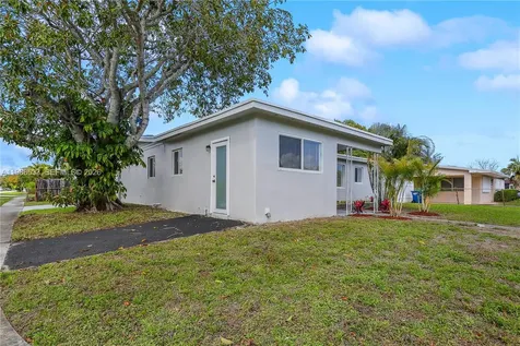 4841 NW 12th Court Lauderhill FL 33313