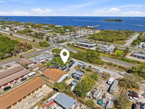 645 Old Dixie Highway Sebastian FL 32958