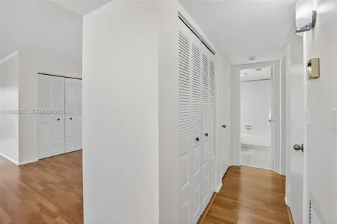 1831 Sabal Palm Drive Davie FL 33324