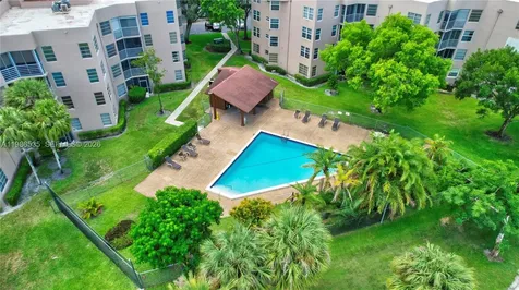 1831 Sabal Palm Drive Davie FL 33324