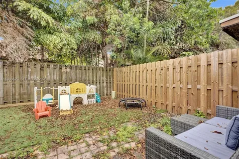 7402 NW 75th Street Tamarac FL 33321