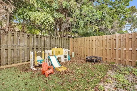 7402 NW 75th Street Tamarac FL 33321