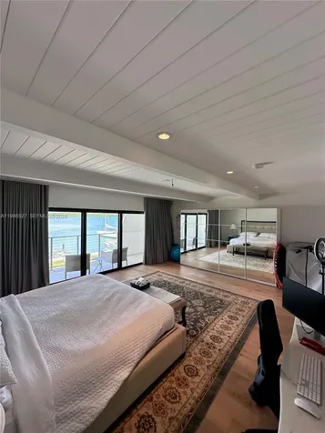 166 Harbor Drive Key Biscayne FL 33149