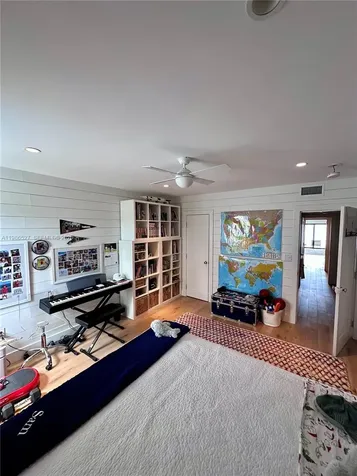 166 Harbor Drive Key Biscayne FL 33149
