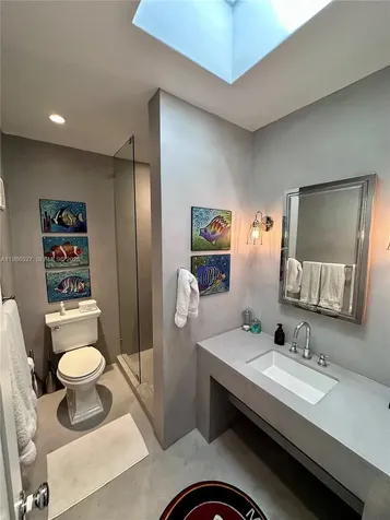 166 Harbor Drive Key Biscayne FL 33149