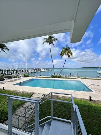 166 Harbor Drive Key Biscayne FL 33149