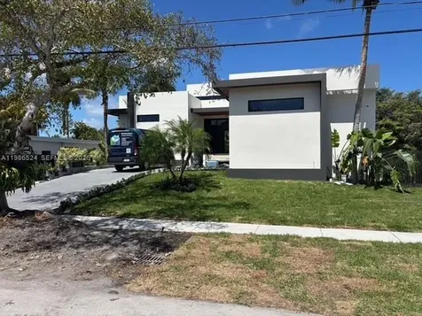 2161 NE 124th Street North Miami FL 33181
