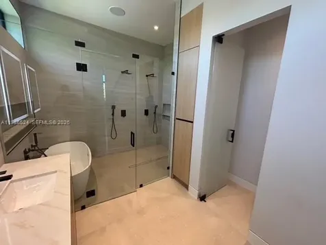 2161 NE 124th Street North Miami FL 33181