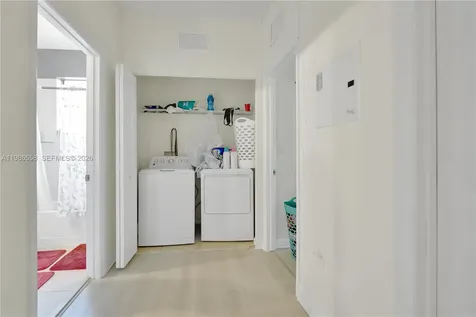 101 NE 37th Place Homestead FL 33033