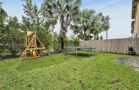 101 NE 37th Place Homestead FL 33033