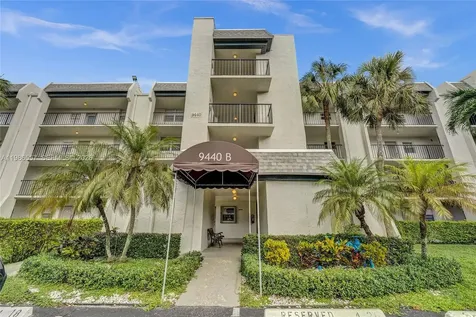 9440 Poinciana Place Davie FL 33324