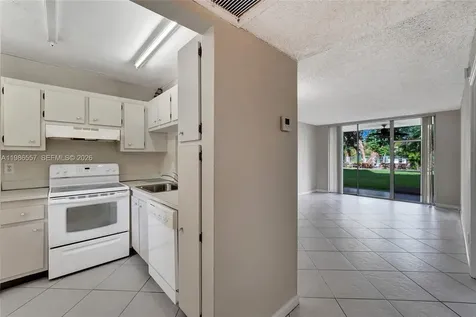9440 Poinciana Place Davie FL 33324