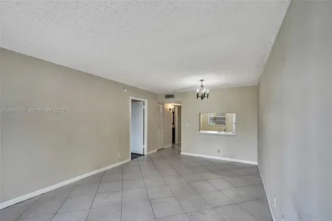 9440 Poinciana Place Davie FL 33324